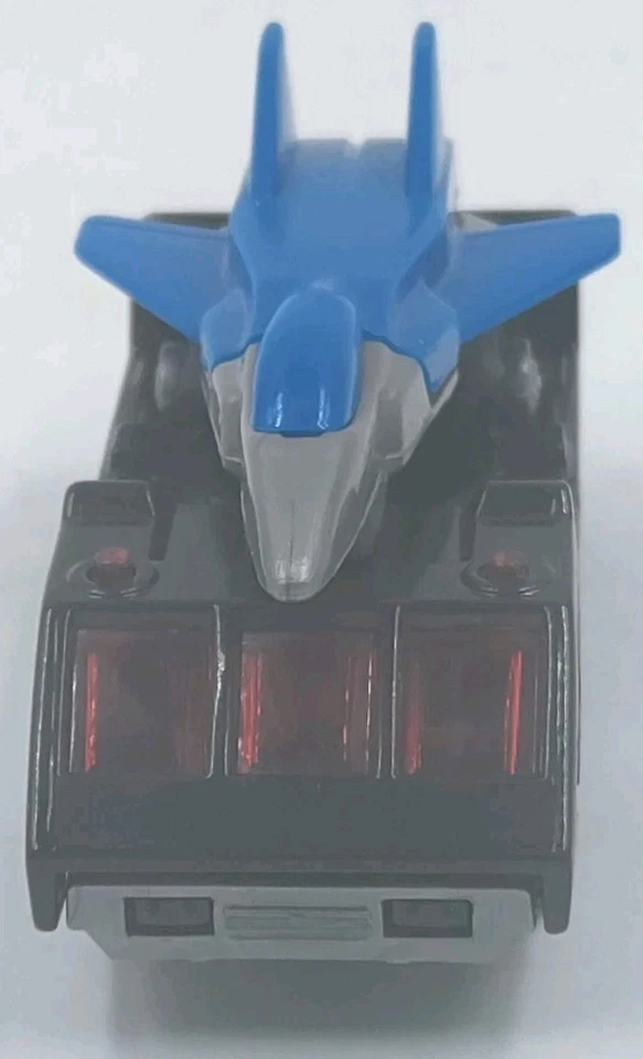 Matchbox 1985 Fighter Jet Grey Blue Plane & Black Transporter Vehicle 1:150 - Image 4 of 4