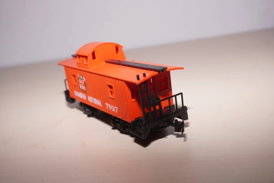 SK10/2] Model Power H0 U.S.Caboose Canadian National 79017 - Image 3 of 4