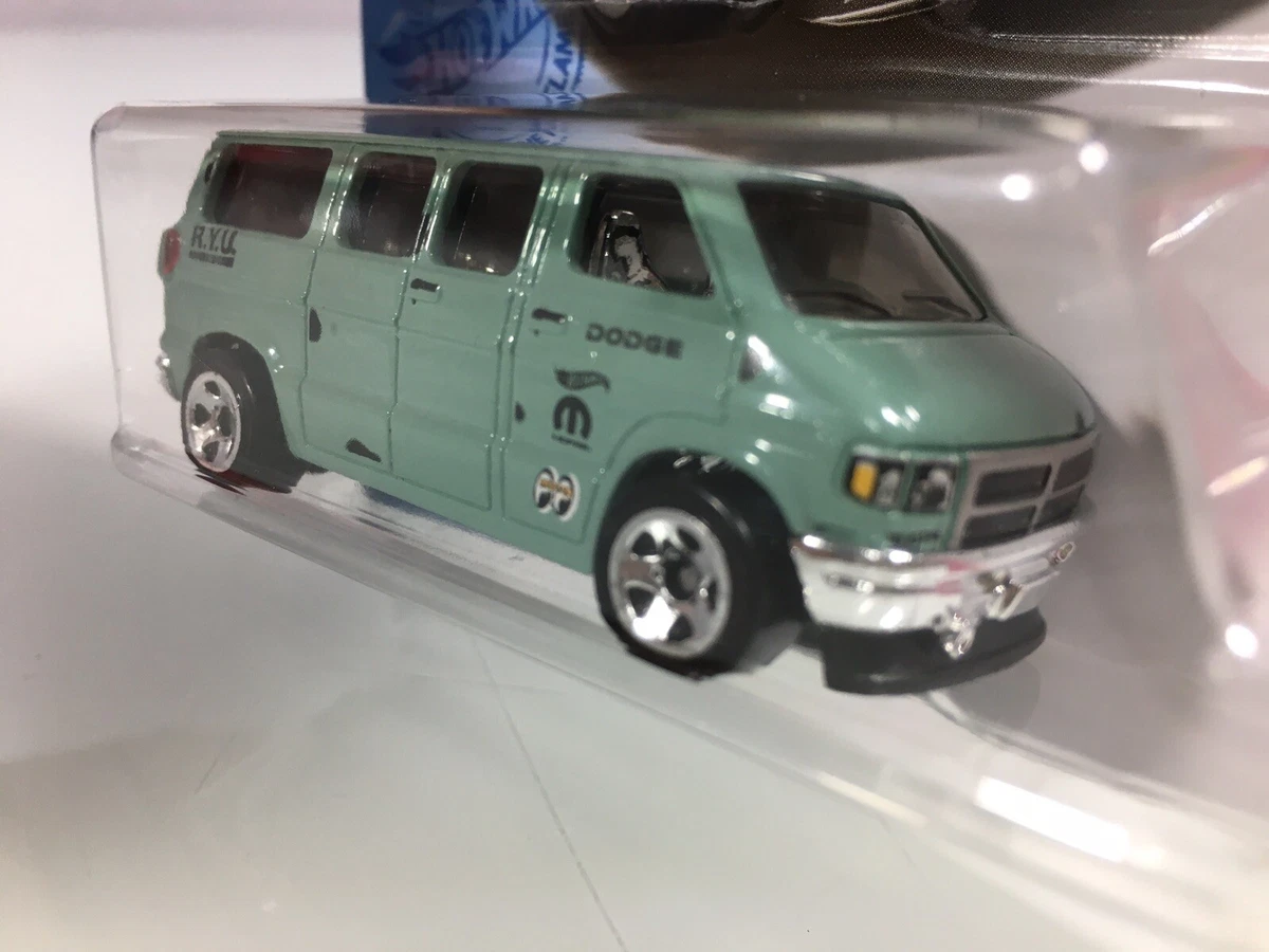 Hot wheels sales mooneyes van