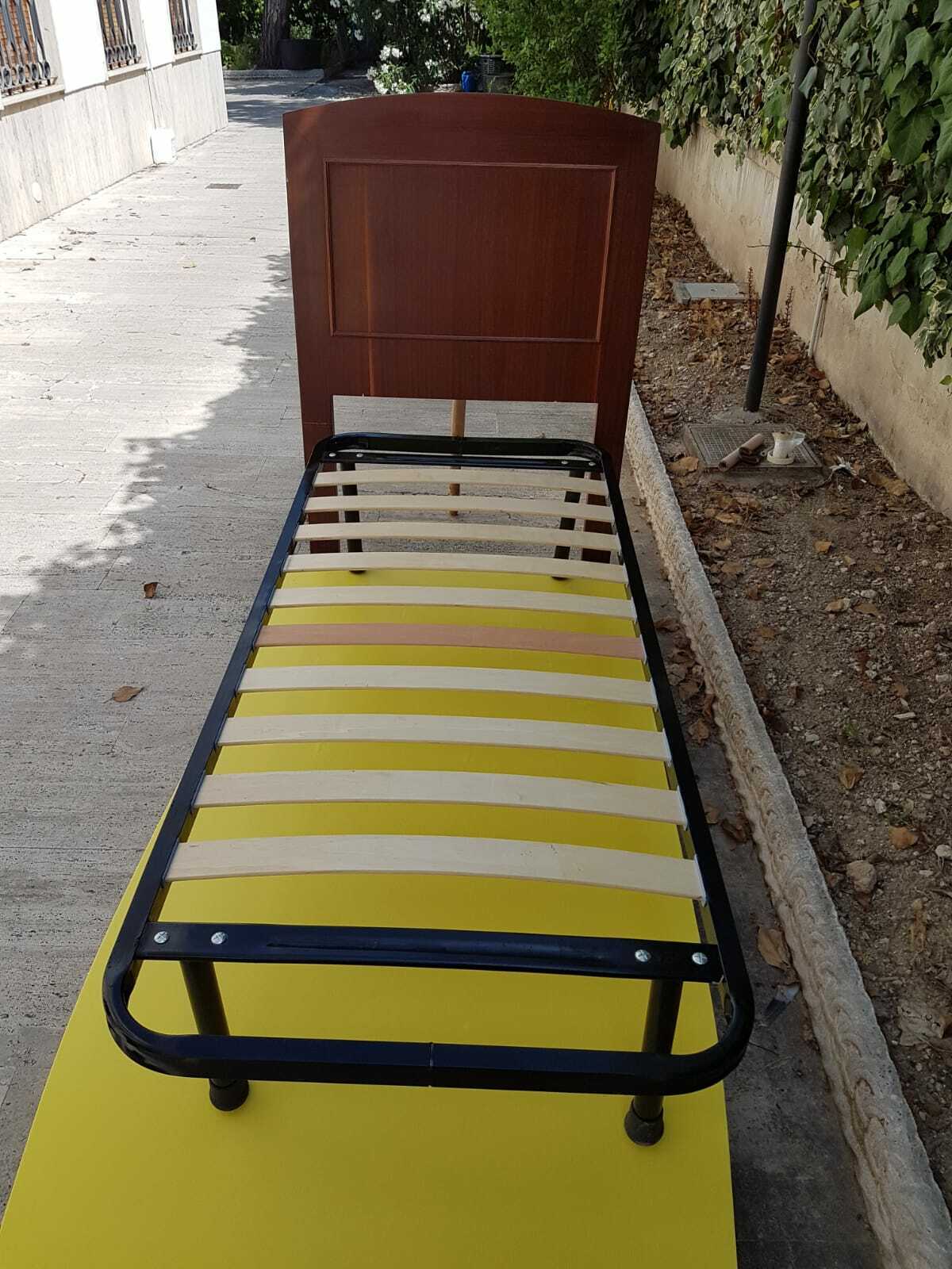 Foto 1 di 8