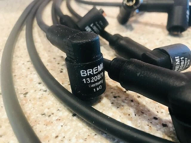 JUEGO DE CABLES DE ENCENDIDO PARA BUJÍAS MERCEDES BENZ W111 220SE 250SE 280SE Foto 2 de 3