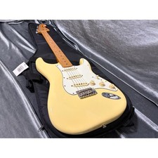 Fender Vintera II Stratocaster años 70 buen estado