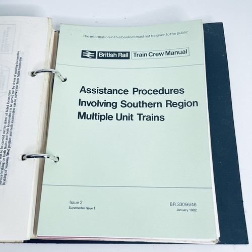 19 British Rail Driver Instructions Train Crew Manual Publications 1979 BR 33056 - Picture 15 of 24