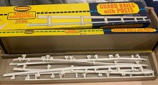 AURORA SLOT CAR GUARD RAILS With Post 6pcs No. 1532