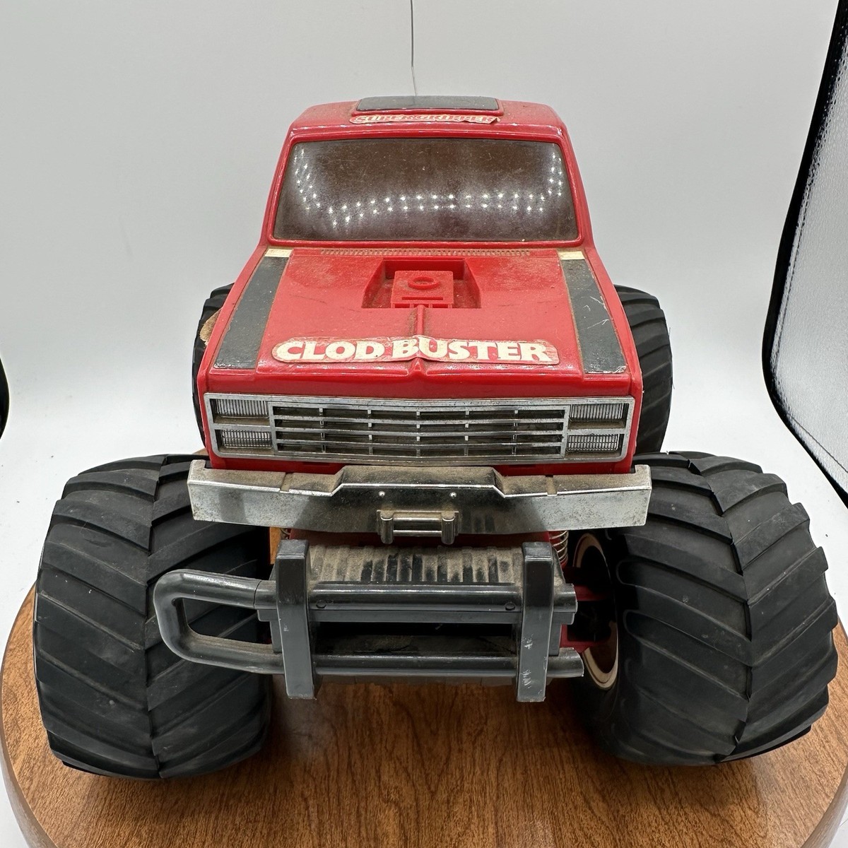 ホビーラジコン TAMIYA 4X4X4 CLOD BUSTER Tamiya 1/10 Super Clod Buster 4X4 Monster Truck Kit, Grey