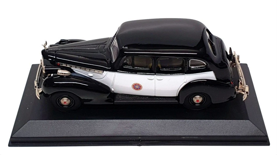 Rextoys escala 1/43 66-67-68-69 - 1940 Packard Super 8 California Highway Patrol Foto 4 de 4