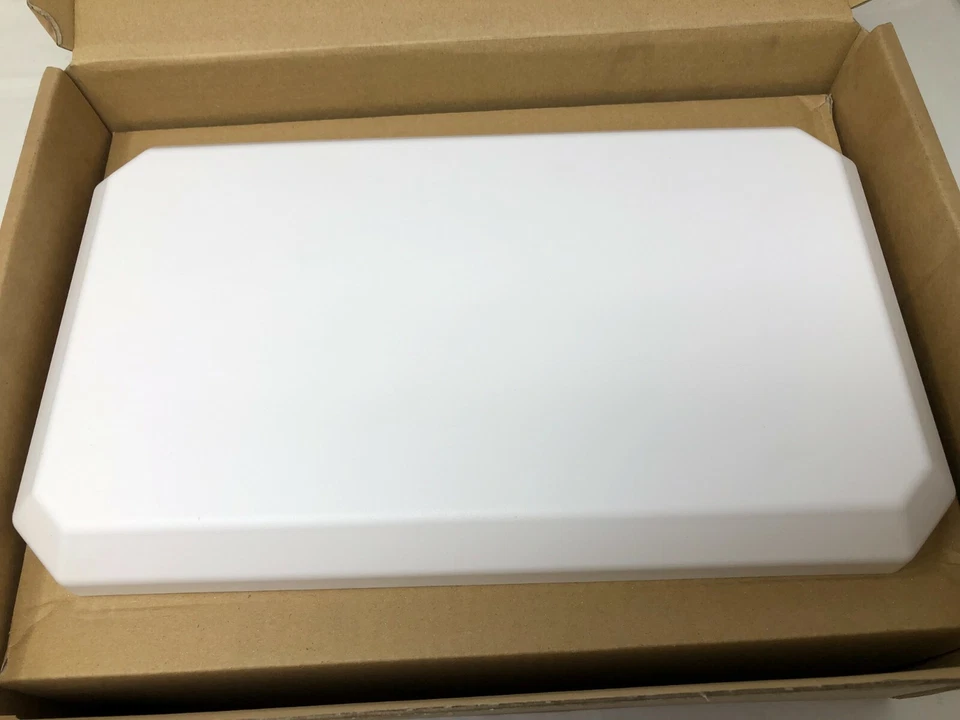 Laird PDM24518-AZ1 Dual Band Omni-Directional Antenna 2400-2500 5150-5900 MHz - Image 2 of 4