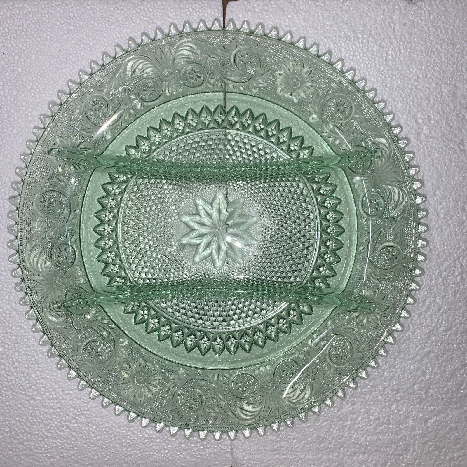 Indiana Glass Chantilly Green Tiara Sandwich Divided Serving Tray Plate