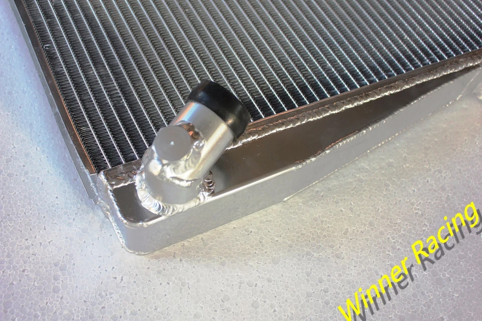 RADIADOR BMW E3 2500-3.3 2800 3.0 S L Si, E9 2000-3.2 2.5 3.0 CS CSi 2800CS Foto 4 de 4