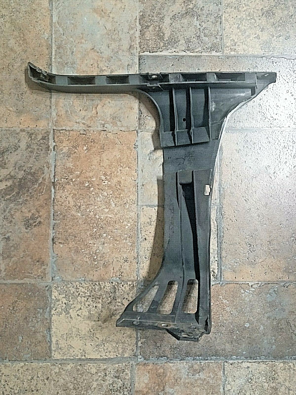 03-11 Mercedes R230 SL500 SL55 SL-Class Rear Bumper Holder Left 