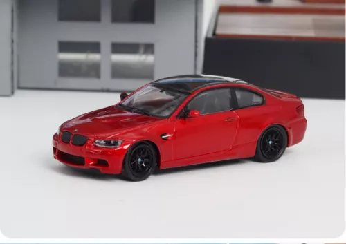 Feinmodell 1/64 Maßstab BMW M3 Coupé E92 rot Druckguss Auto Modellspielzeug Geschenk - Bild 2 von 7