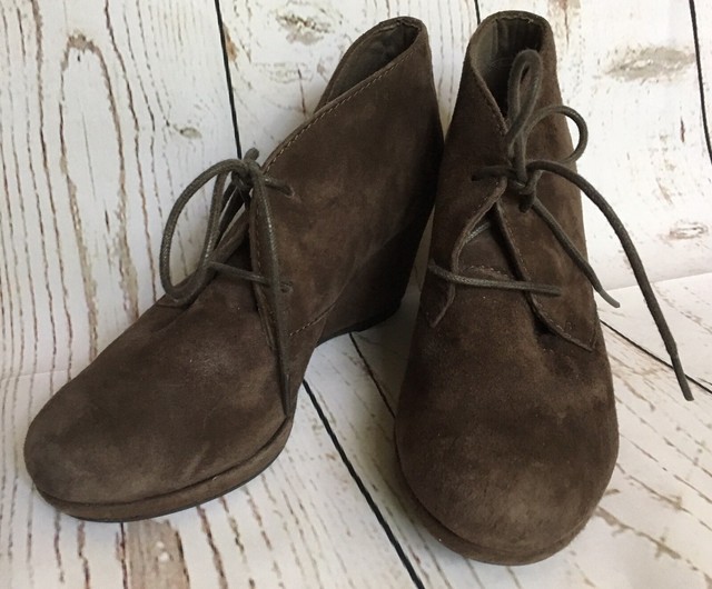 clarks suede wedge boots