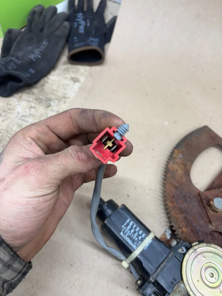 1981 - 1993 DODGE D100 D150 RAMCHARGER W100 W150 WORKING POWER WINDOW REGULATORS - Image 2 of 4