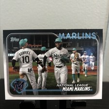 2024 Topps Series 1 Miami Marlins Team Card #252