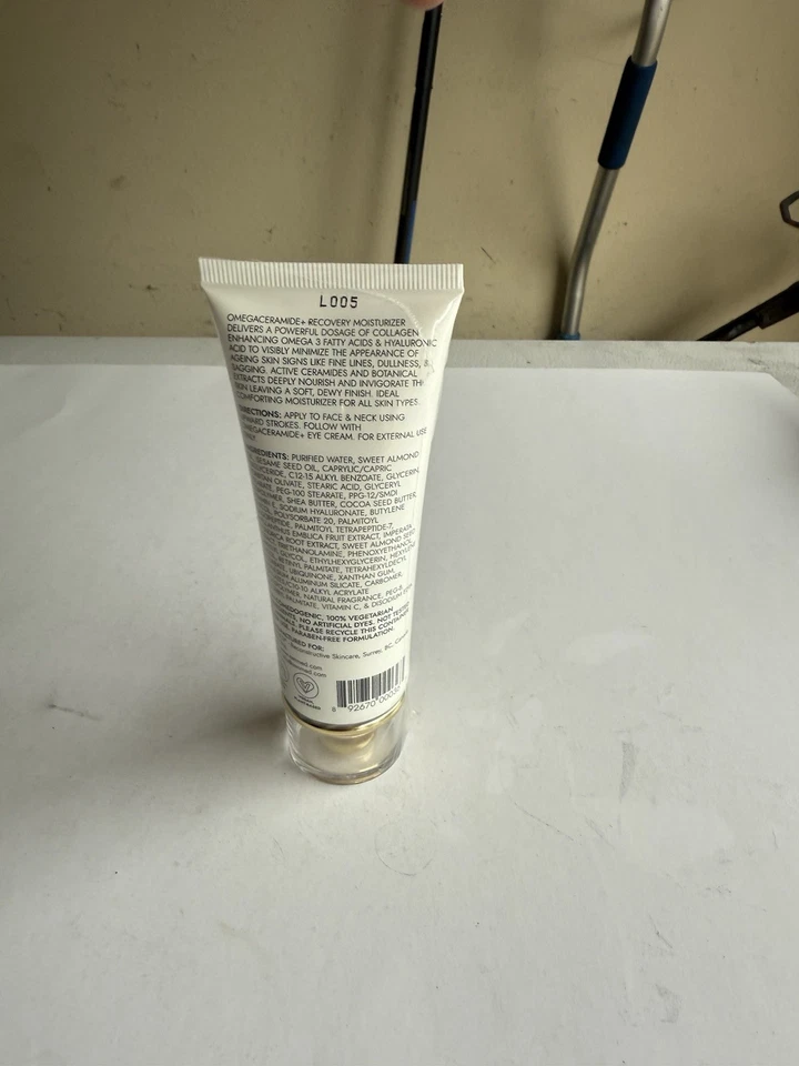 Zenmed Omegaceramida + Crema Hidratante Recuperación Antienvejecimiento Hidratante 2.37oz/70ml Foto 3 de 4