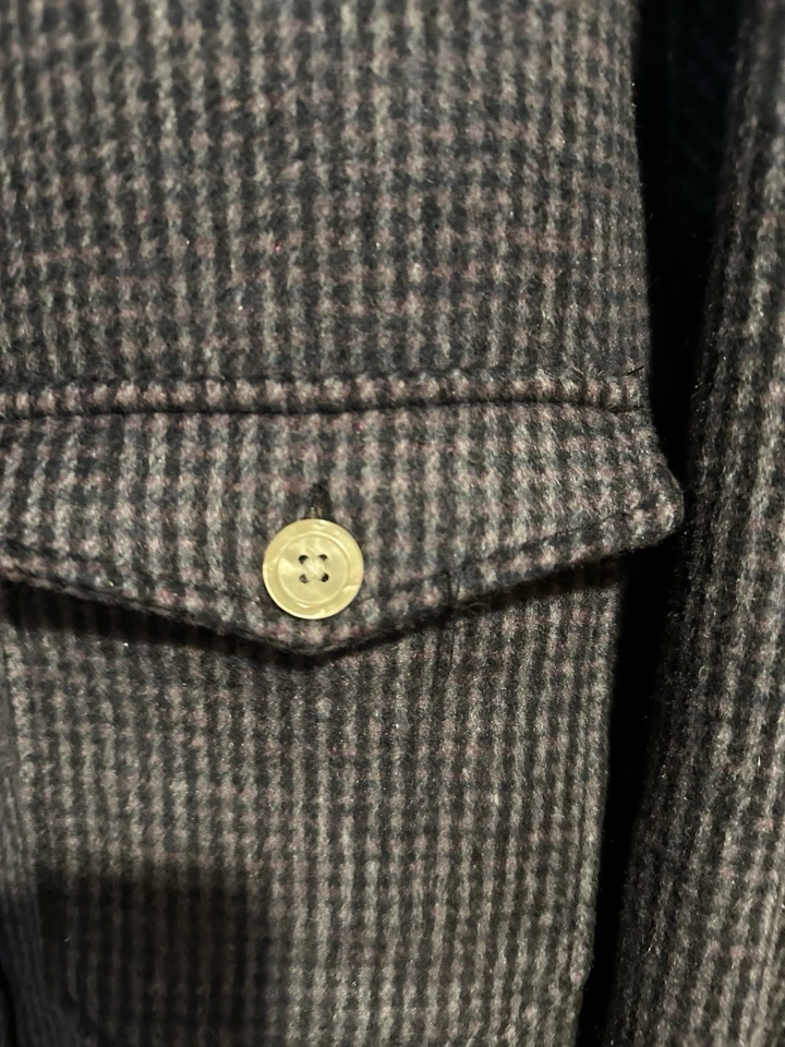 Sobrecamisa AllSaints Mezcla Lana Camarra Púrpura Gris Cuadros Botón Cuadros Talla Grande Foto 4 de 4