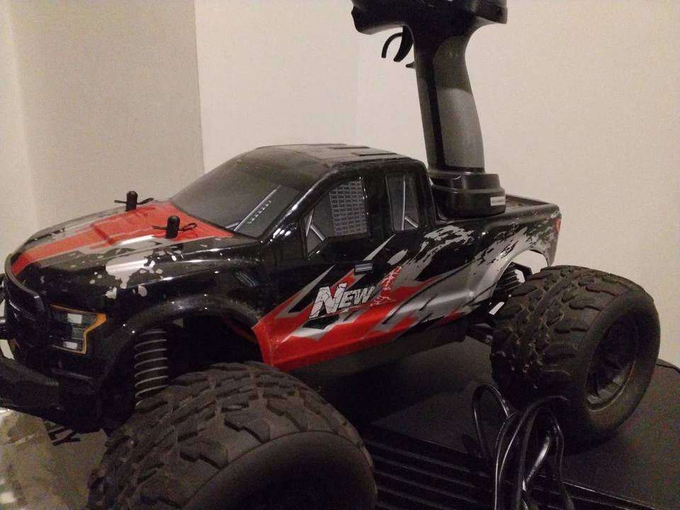 Reely NEW1 Brushlees 1:10 RC Modellauto Elektro Monstertruck - Bild 4 von 4