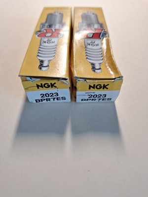 Pack Of 2 Genuine Vintage NGK Marine Spark Plugs. BPR7ES  2023