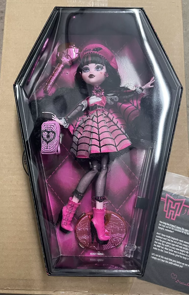 Monster High Haunt Couture Draculaura Doll - Monster High Dolls