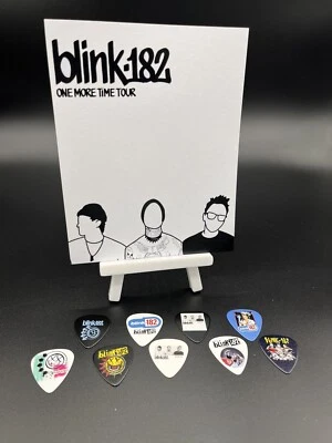 9 x BLINK 182 GUITAR PLECTRUM 0.71MM EMO PUNK TRAVIS BARKER TOM DELONGE MARK
