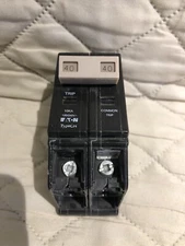 NEW  Eaton Cutler-Hammer CH240 CHF240 40 Amp 2 Pole 120/240V CIRCUIT BREAKER