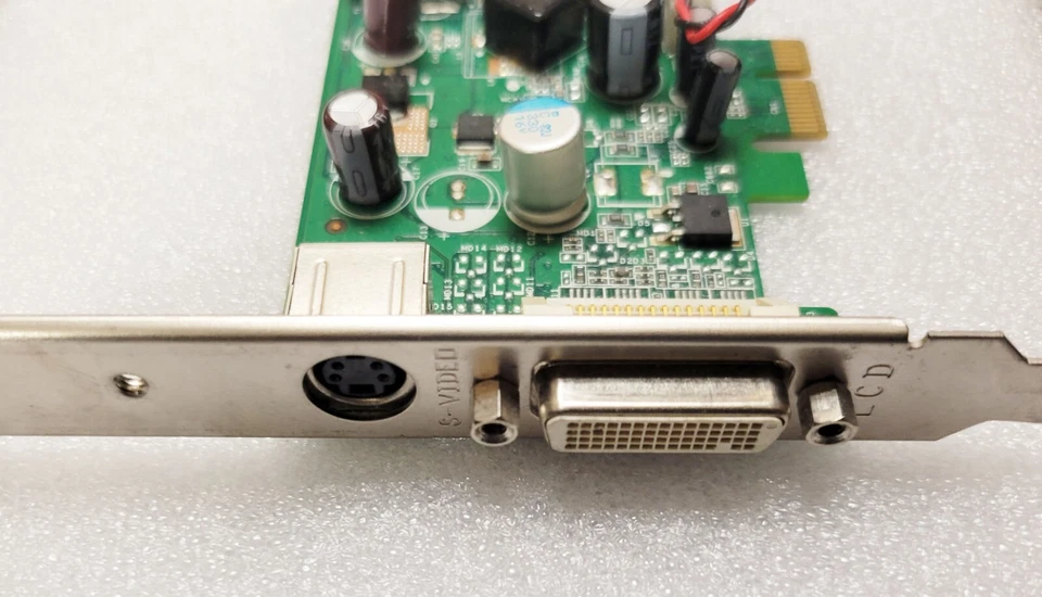 HP Genuine nVidia 8400 GS 256MB Video Card PCI-E x1, 464762-001 - Image 3 of 3