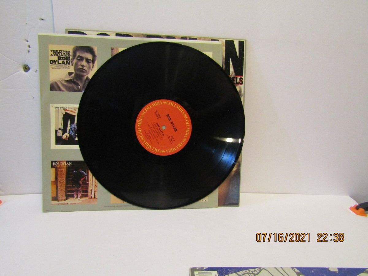 1-LP-BOB DYLAN-INFIDELS-COLUMBIA RECORDS-QC 38819-INSERT-CDN.1983