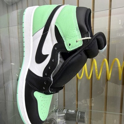 Nike Air Jordan 1 Retro High Top Green Black White Leather Athletic Shoes