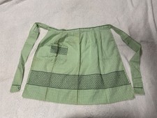 VINTAGE HANDMADE GREEN GINGHAM HALF APRON WITH POCKET