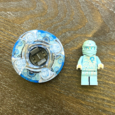 LEGO NINJAGO Zane Mini figure with Spinner