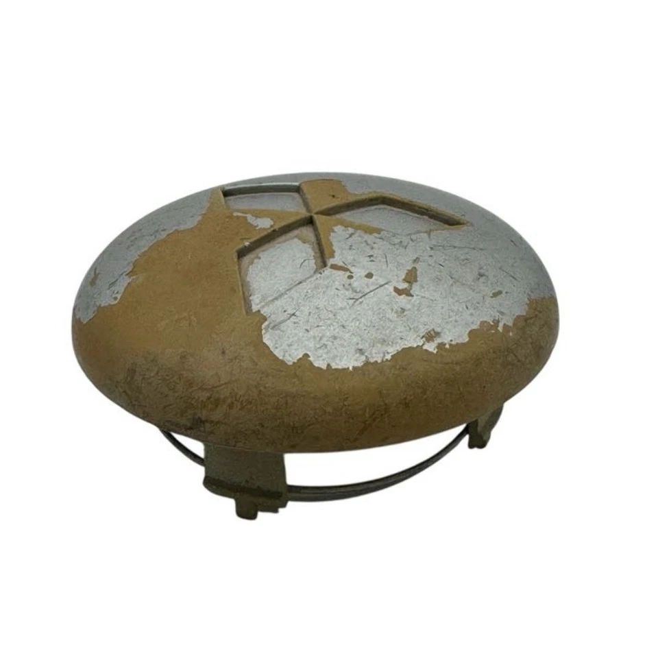 Tapacubos central de rueda plateada Mitsubishi 3000GT 1991-1993 XB624762-01 Foto 3 de 4