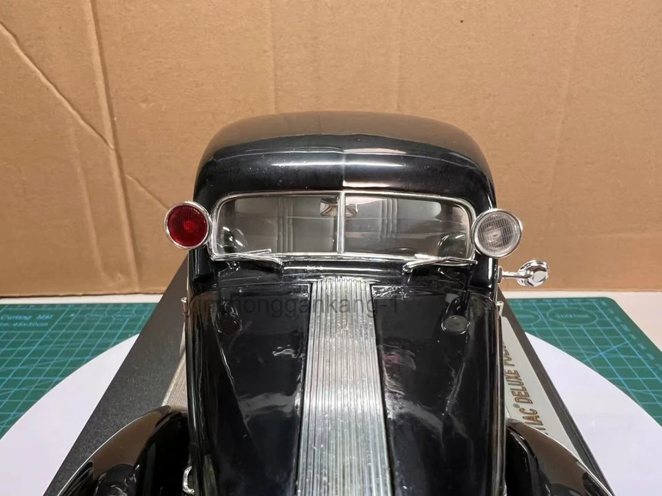 SIGNATURE MODELS 1936 PONTIAC DELUXE BLACK 1:18 SCALE DIECAST MODEL CAR AS-IS! - Image 4 of 4