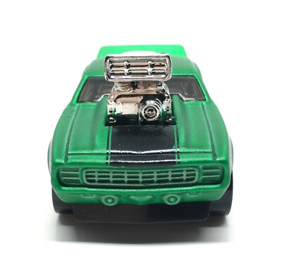 Hot Wheels 69 Camaro Z28 Green 1/64 (3