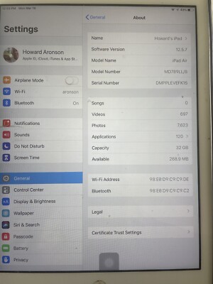 Apple iPad Air MD789LL/B 9.7