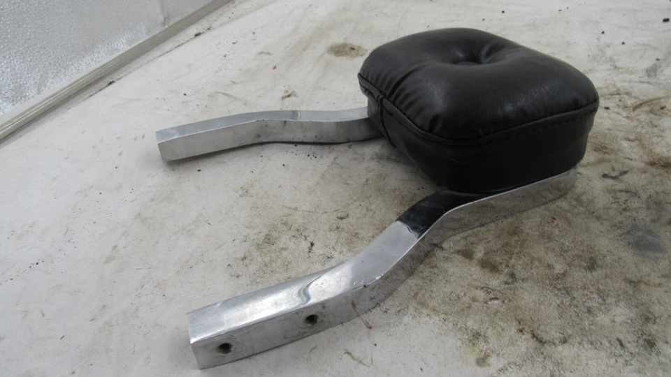 1996 川崎 VN1500C VN1500 Vulcan 1500 L 后乘客靠背抓杆 — 第 3/4 张图片