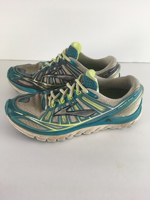 brooks running shoes size 6
