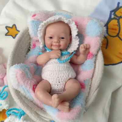 Reborn 7 Zoll Ganzkörper Silikon Mini Reborn Baby Puppe, die echt aussieht mit weiß