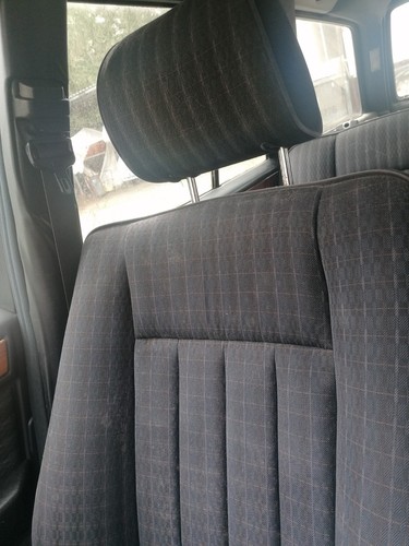 Set cuscini poggiatesta poggiatesta Mercedes 200E W124 Combi anno 1992 - Foto 11 di 12