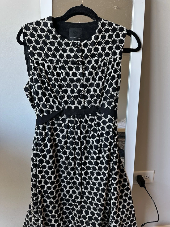 Vestido para mujer Anna Sui Anthropologie bordado a lunares sin mangas talla 4 Foto 3 de 4