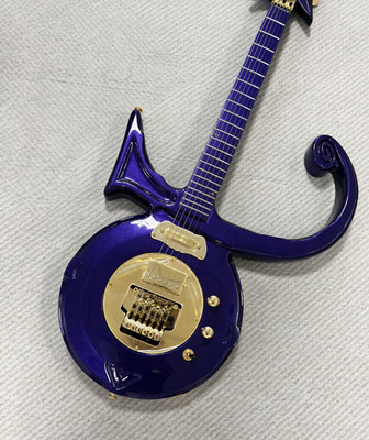 US Warehouse Purple Prince ''Love Symbol'' Style Electric Guitar Gold Hardware