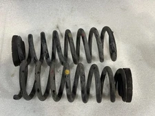 Hyundai Genesis COUPE Pair Of Left & Right Rear Coil Spring Fits 2009-2016 09 10