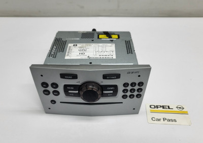 Opel Corsa D  Autoradio CD Player Radio  30 MP3 13289919  nicht entheiratet (96)