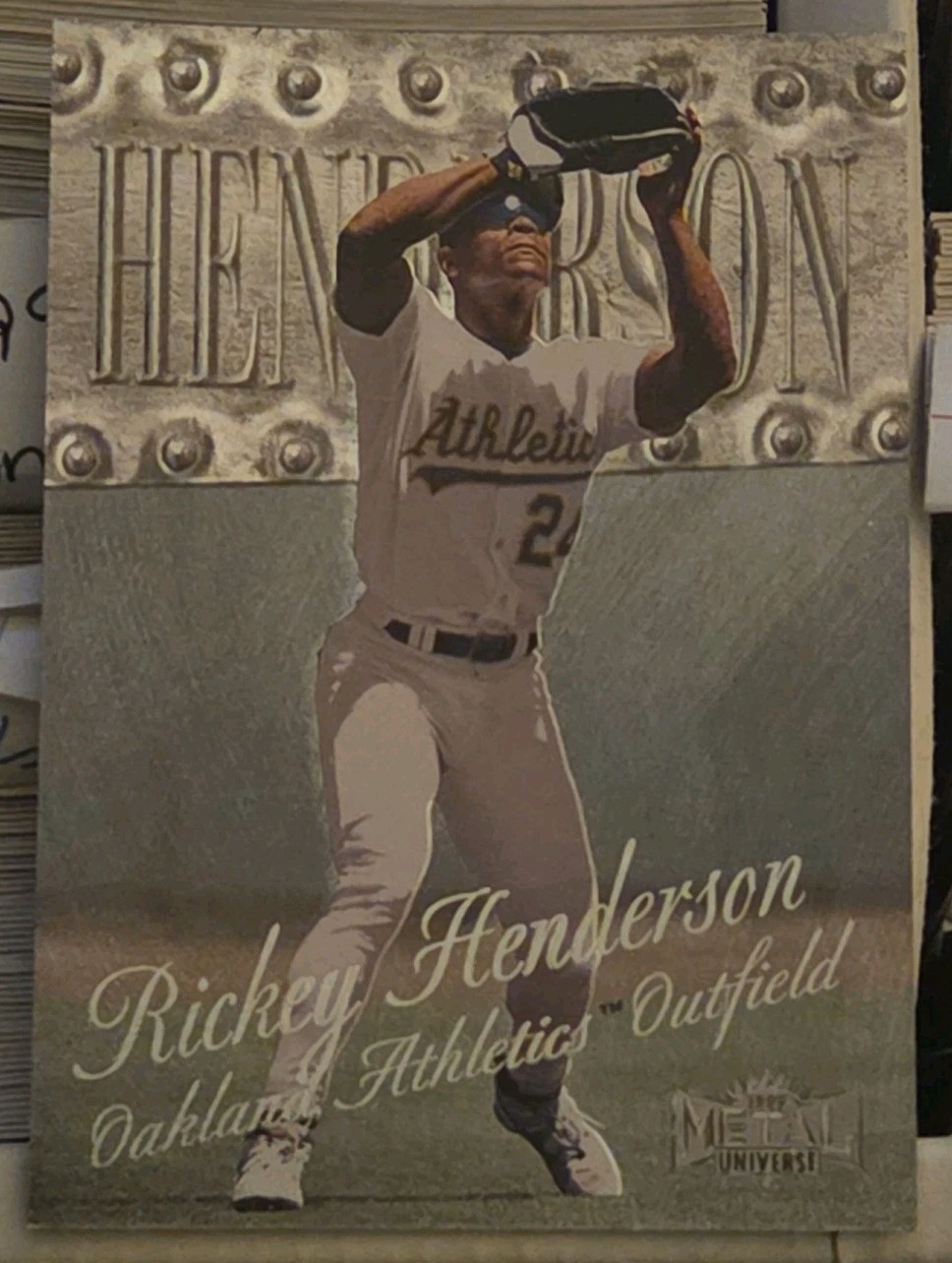 1999 Skybox Metal Universe - Rickey Henderson #122 Oakland Athletics HOF
