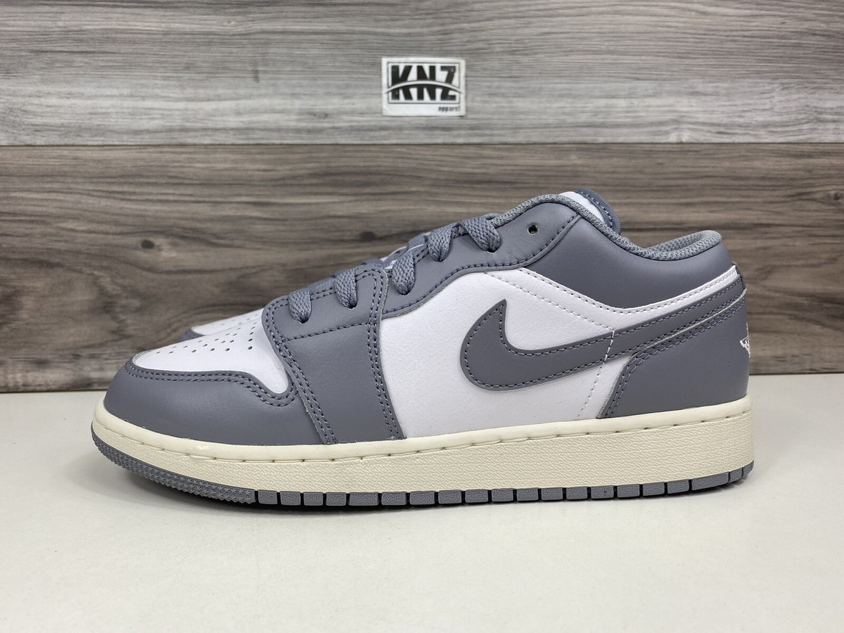 靴 Nike Air Jordan 1 Low \"Grey and Blue\" Air Jordan 1 Low White Grey Blue - Jun 2022 - DC0774-042