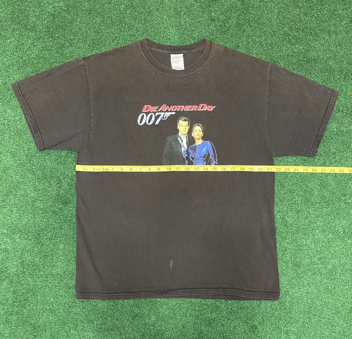 Vintage 2002 007 Die Another Day Movie Promo T-Shirt Size L 