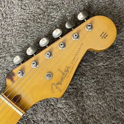 Fender Japan Stratocaster ゴールド Fender Japan ST72-SC Stratocaster Yellow White Made in Japan