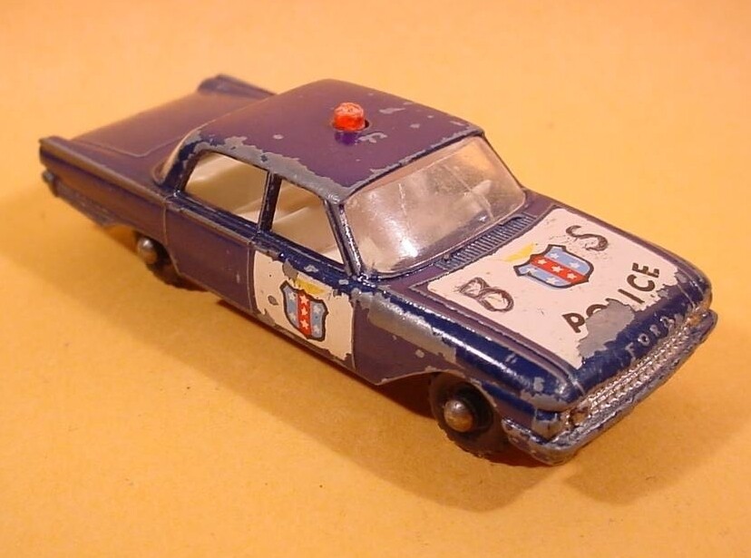 MATCHBOX LESNEY FORD FAIRLANE POLICE CAR 55B-2 LOOSE MATCHBOX LESNEY FORD FAIRLANE POLICE CAR 55B-2 LOOSE