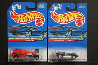 Hot Wheels 2000 Treasure Hunt Series Sweet 16 II & Chaparral 2 Real Riders Lot
