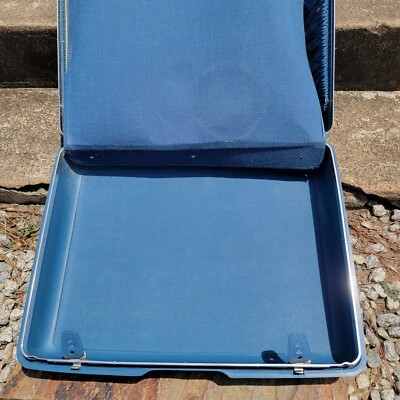 Vintage Samsonite Saturn Suitcase Luggage Blue Hard Shell 21 X 16