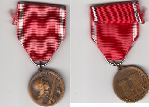 Médaille Militaire Verdun ON NE PASSE PAS 21-02-1916 - Bronze, époque XXème